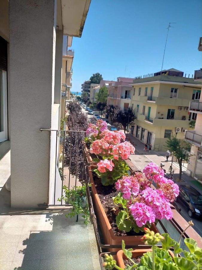 Casa Priscilla Leilighet Pescara Eksteriør bilde